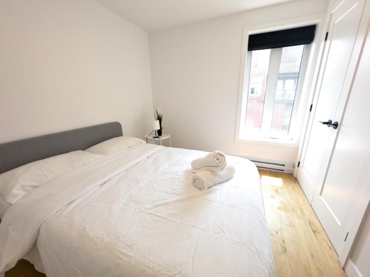 Charming 2-bedr Haven 2mins From Frontenac Metro Apartamento
